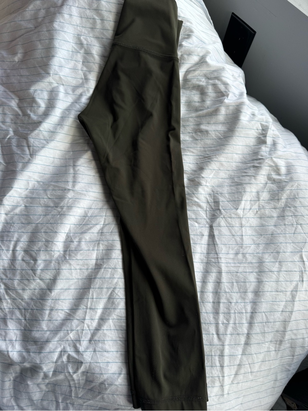 lululemon Align High-Rise (Short/petite) size 2 - Picture 5 of 5
